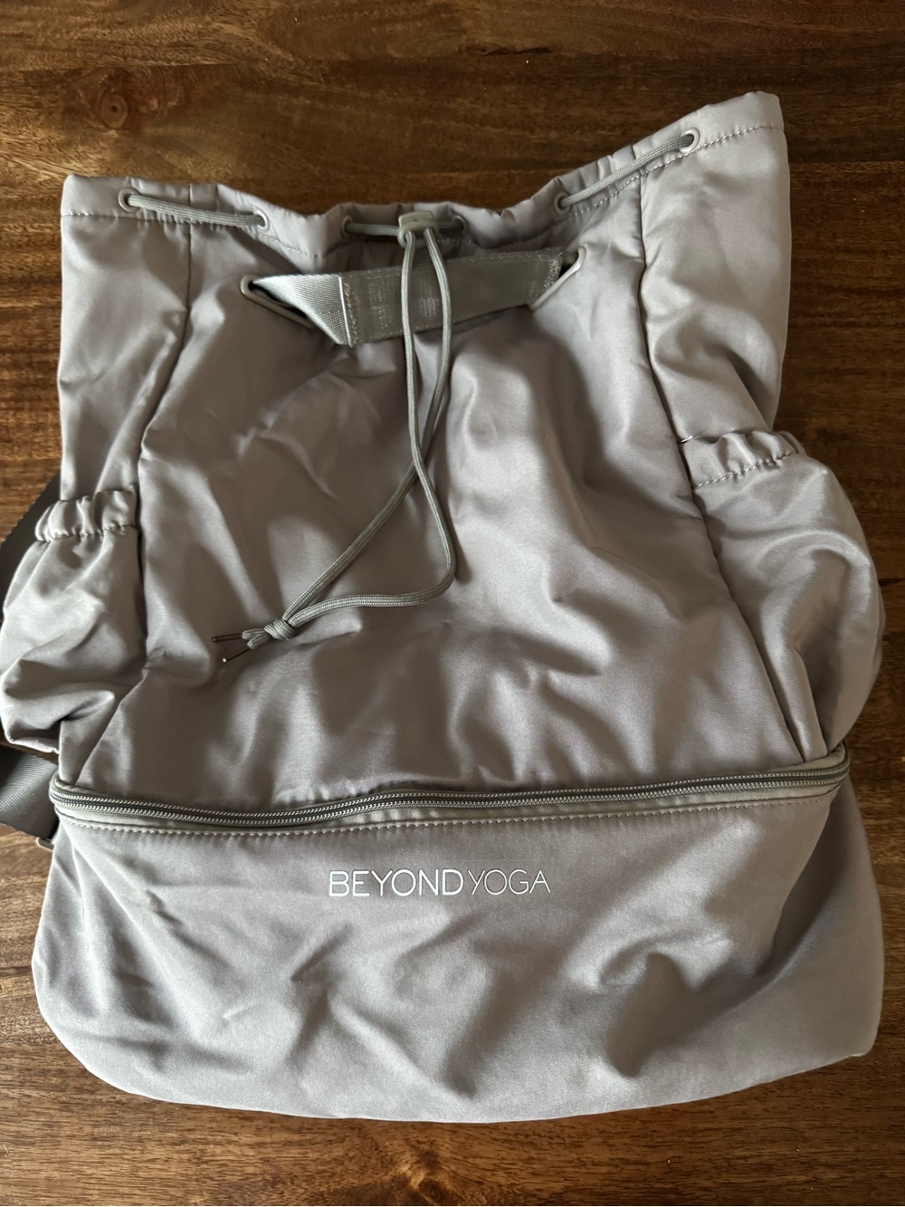 Beyond Yoga Gray Drawstring Backpack Gym Yoga Bag Never Used
